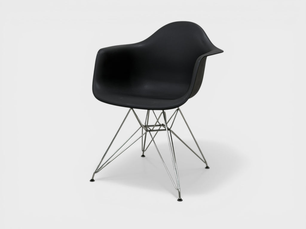 Eames Replica Black Chair "Eiffel Tower"