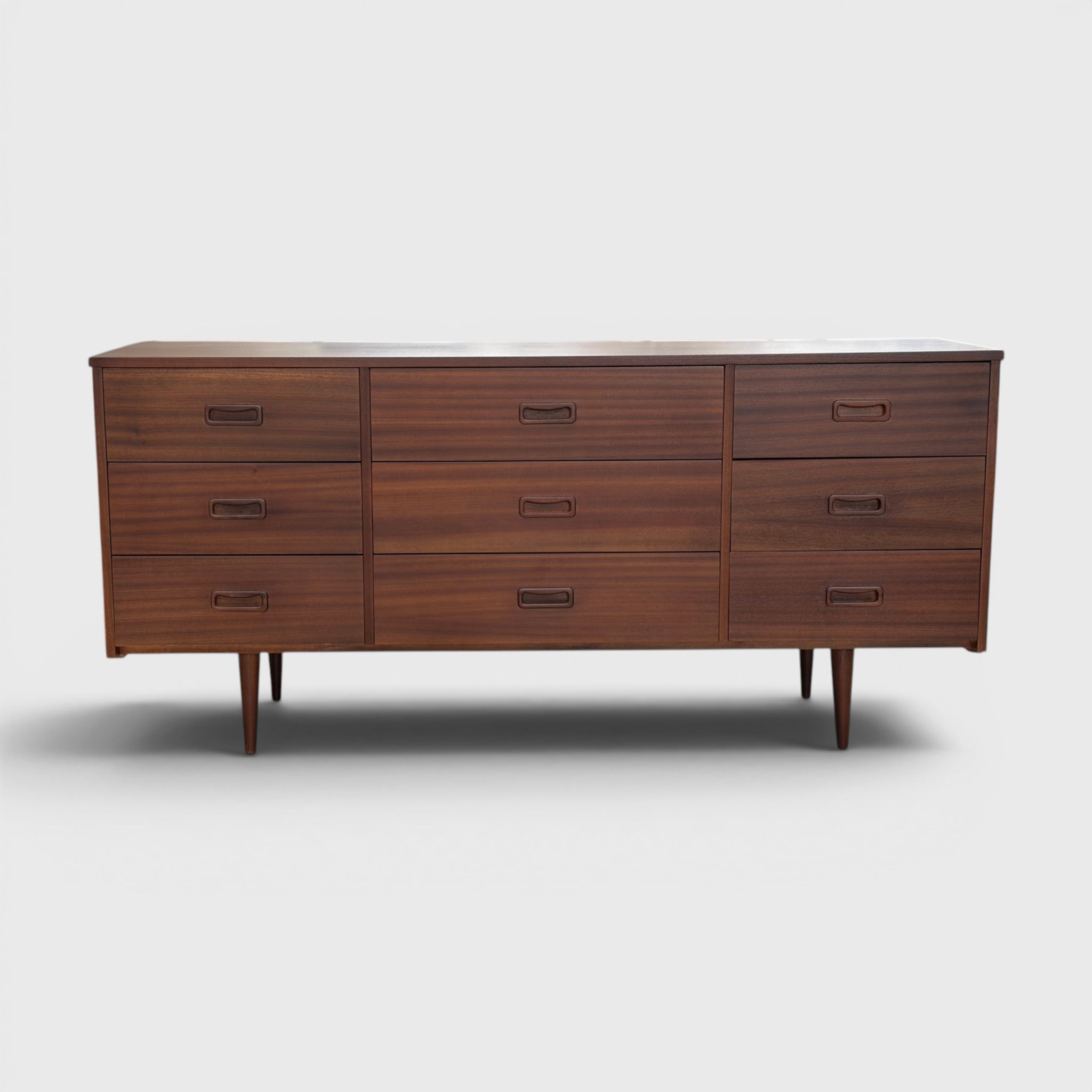 Mid Century Modern 9-Drawer Dresser