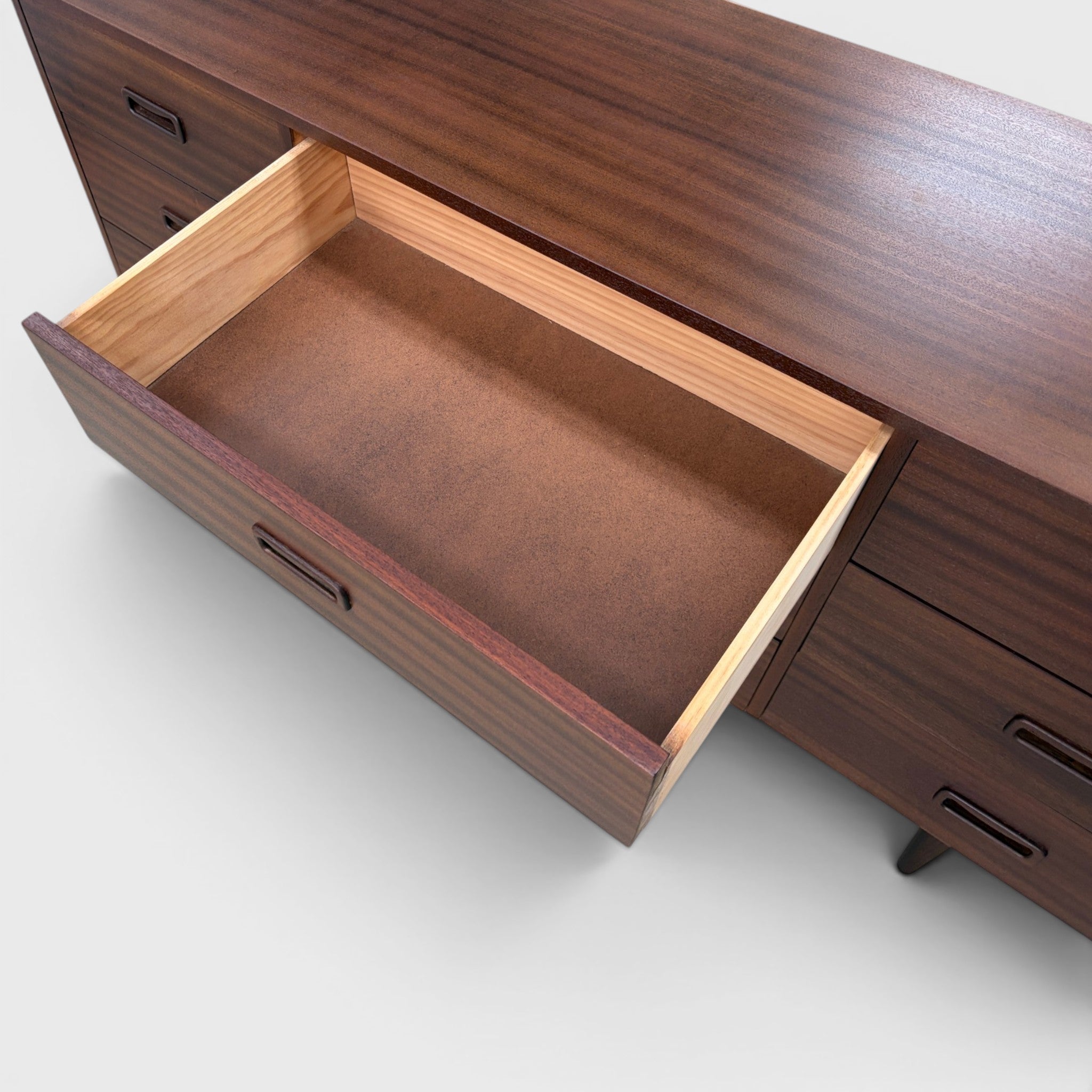 Mid Century Modern 9-Drawer Dresser