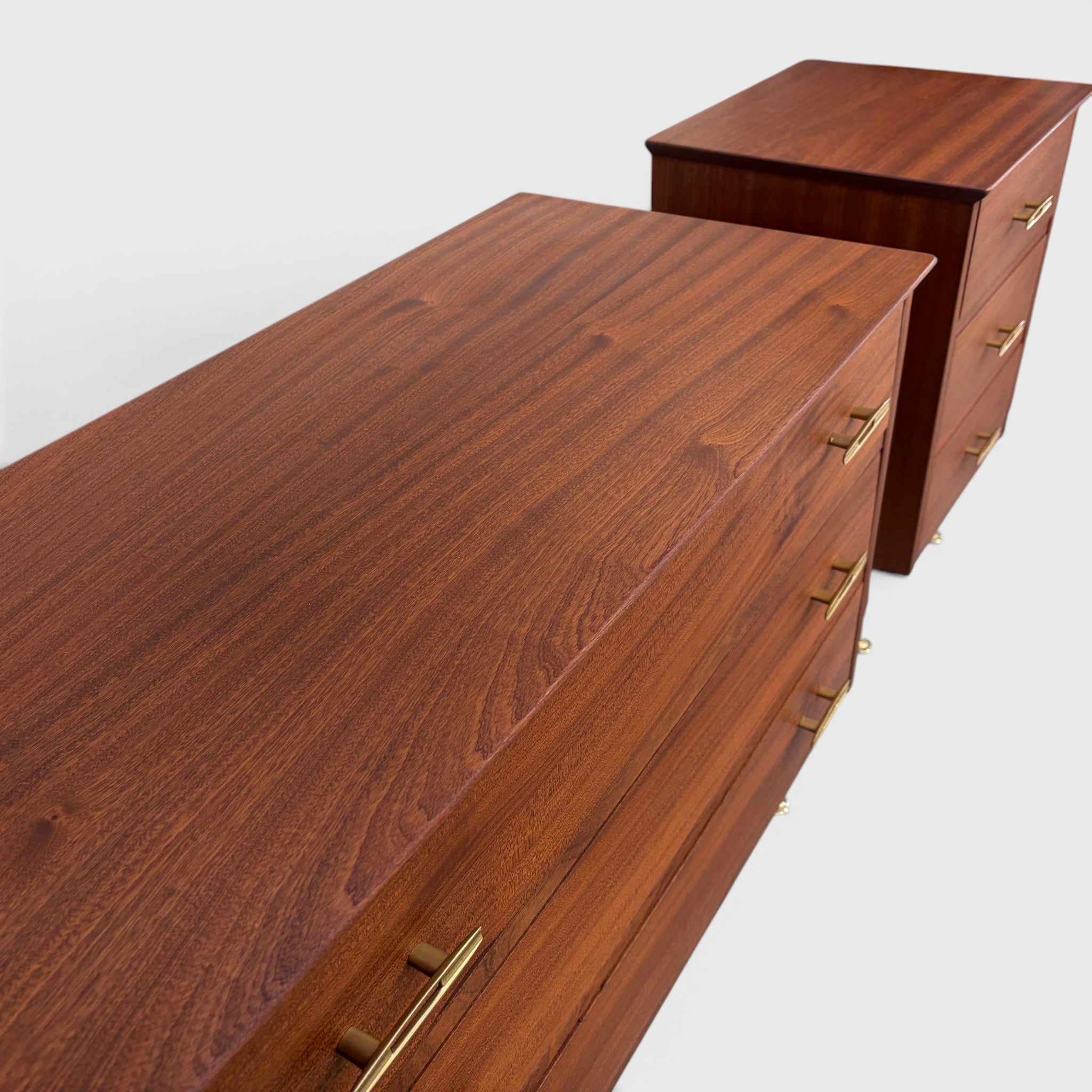 Mid-Century Bedroom Drawers Set
