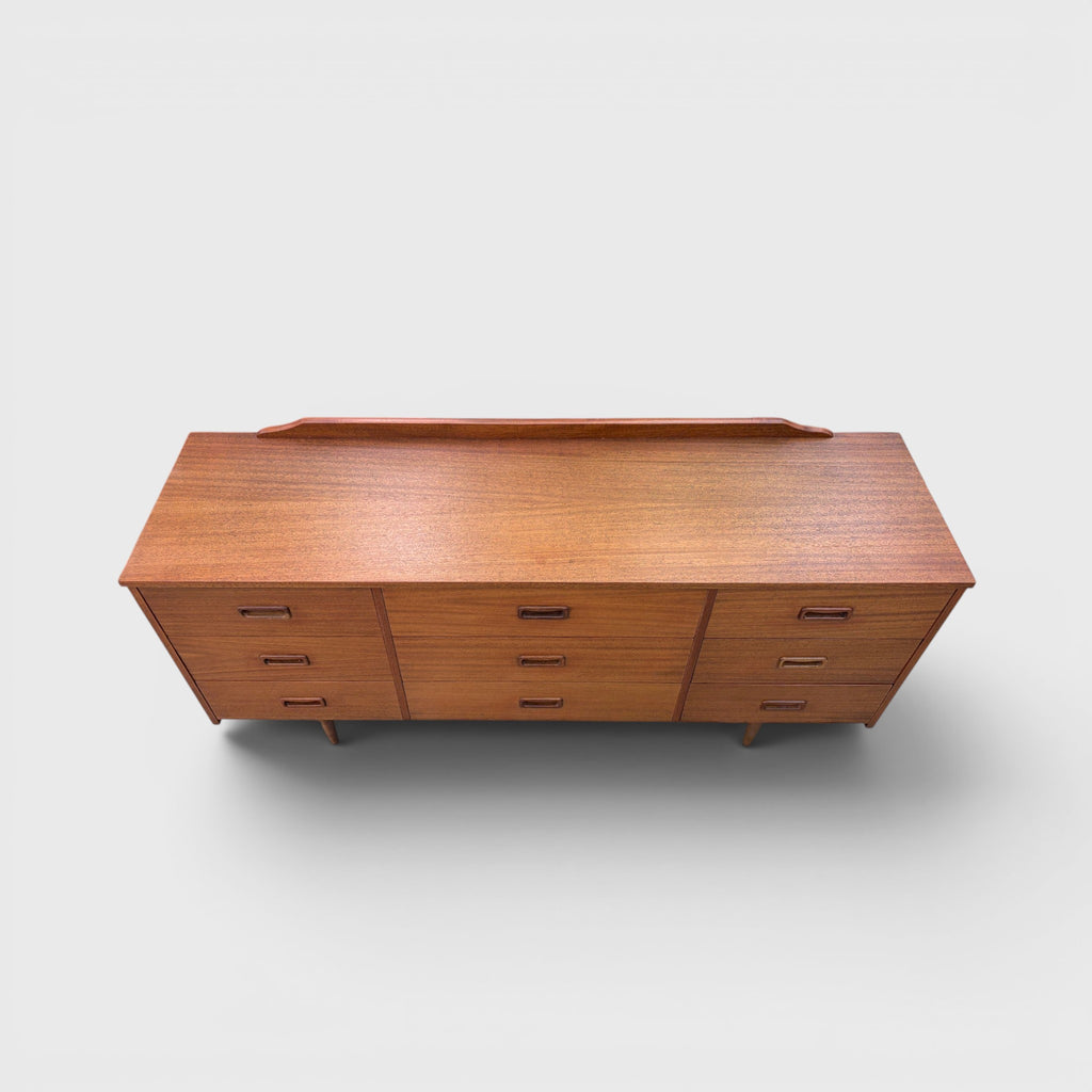 Mid-Century 9-Drawer Dresser