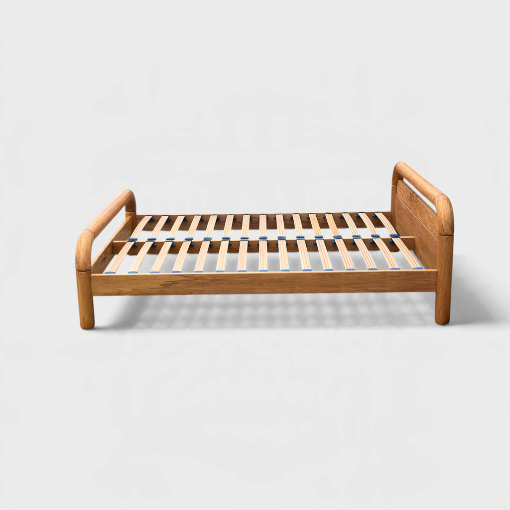 Design Mobel Bed Solid Rimu - King