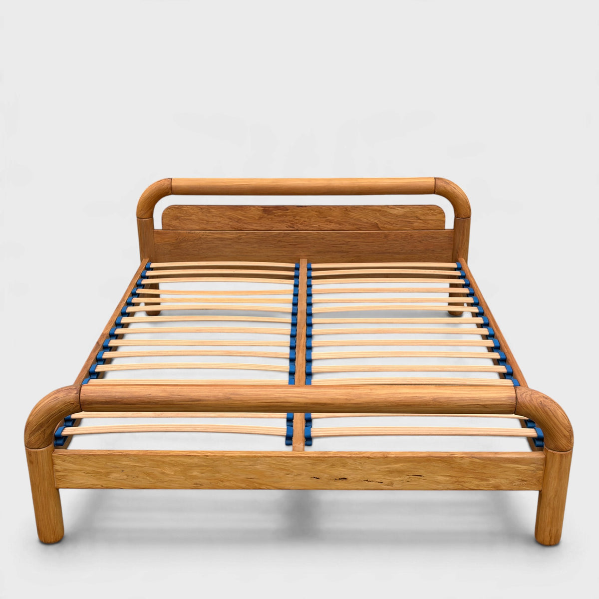 Design Mobel Bed Solid Rimu - King
