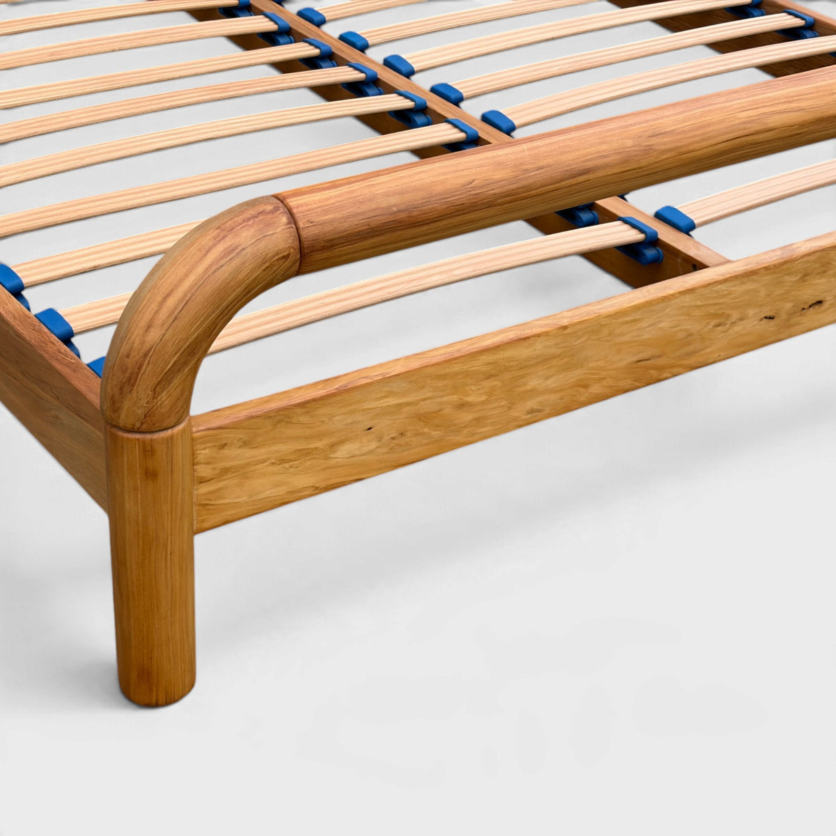 Design Mobel Bed Solid Rimu - King